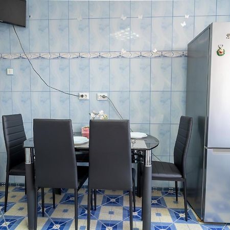 Serene 1Br Apartment With Workspace Bukarest Eksteriør billede